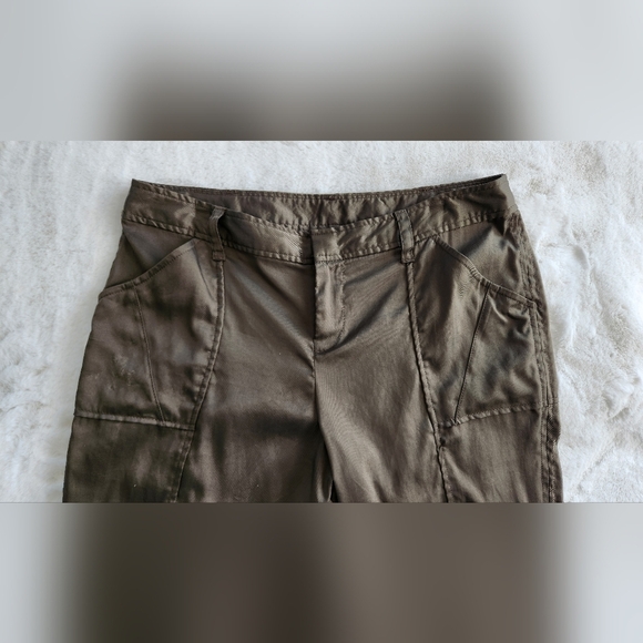 Simply Vera by Vera Wang Army Green pants - Picture 11 of 15